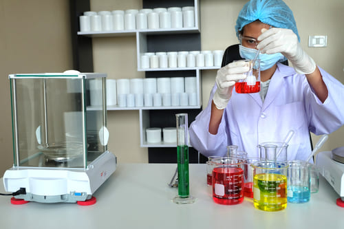 You are currently viewing Top Pharma Manufacturers in India – Revolutionizing the Pharmaceutical Industry